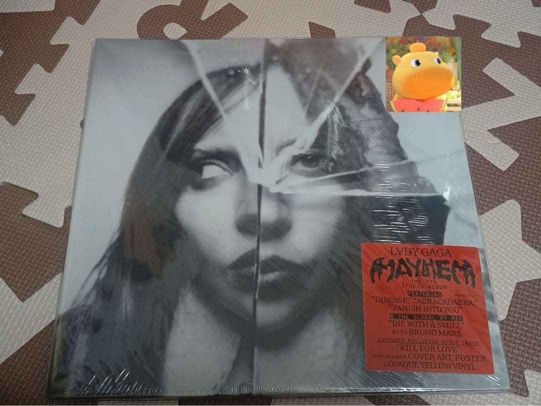 洋楽 Mayhem(Alternate Cover Art)Opaque Yellow