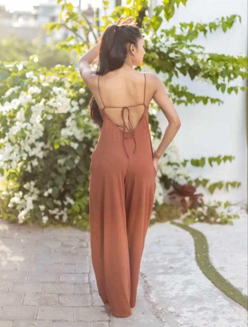 swellflowersプラントビスコース オールインワン パッド付 黒ブラック