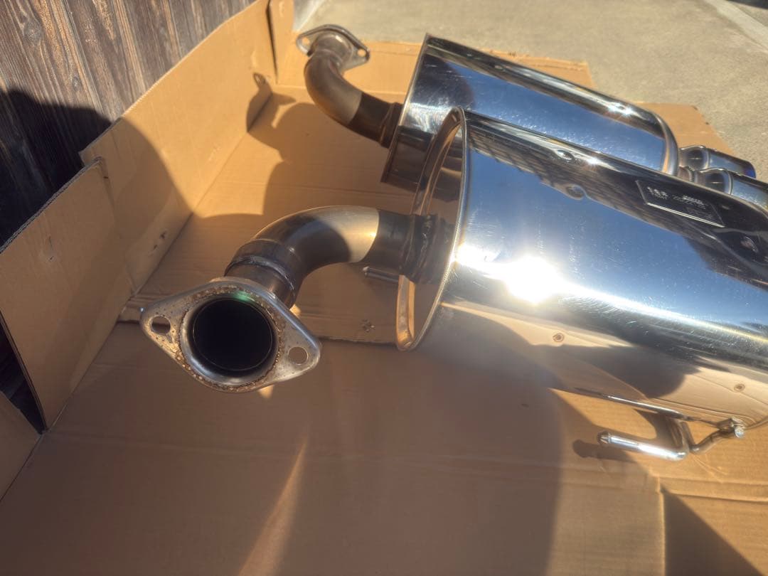 スバルWRX S4 VBH HKS マフラー　リーガマックスプレミアム　送料込