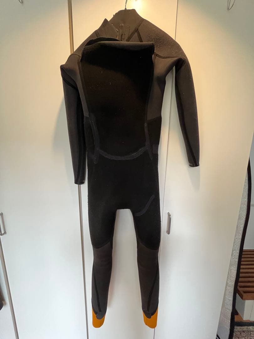 パタゴニア メンズ・R3ユーレックス・バッグジップフルスーツ　セミドライ