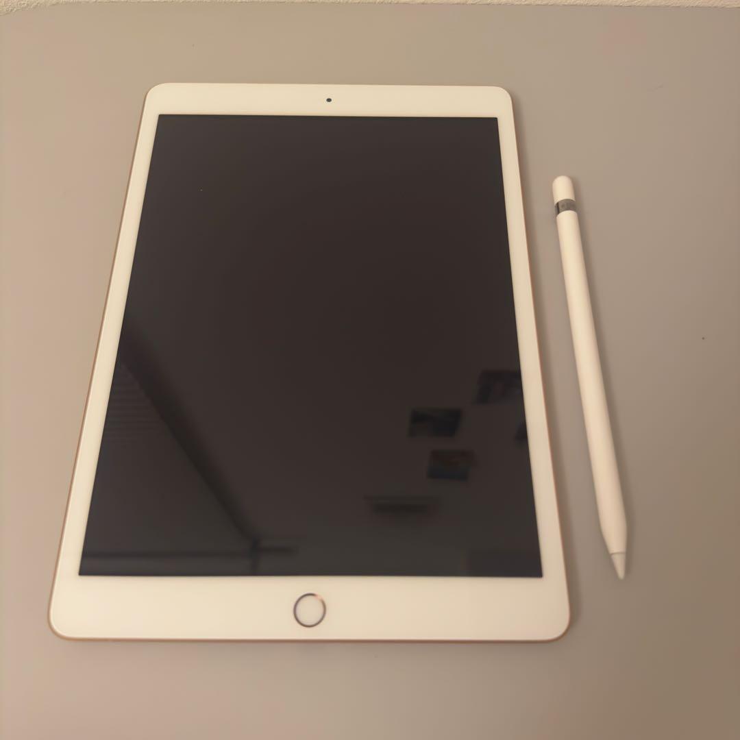 iPad 第7世代 32GB Wi-Fiモデル + Apple Pencil