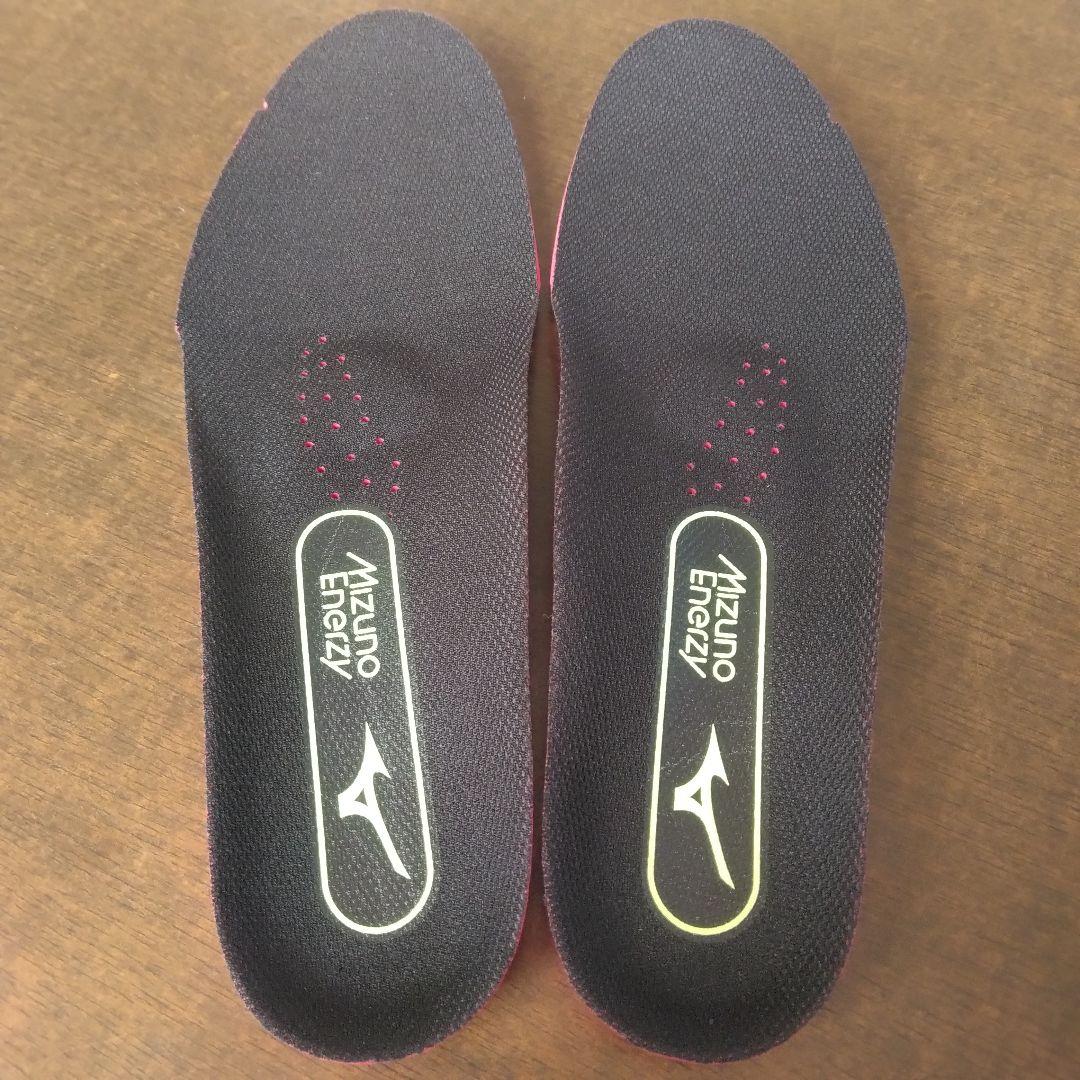 《新品未使用》ミズノ⭐ウェーブライトニングZ7 25cm