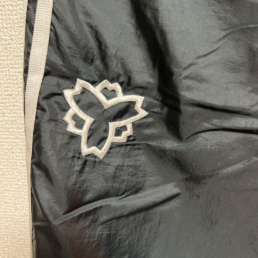 日体大　サッカー　ピステ上下