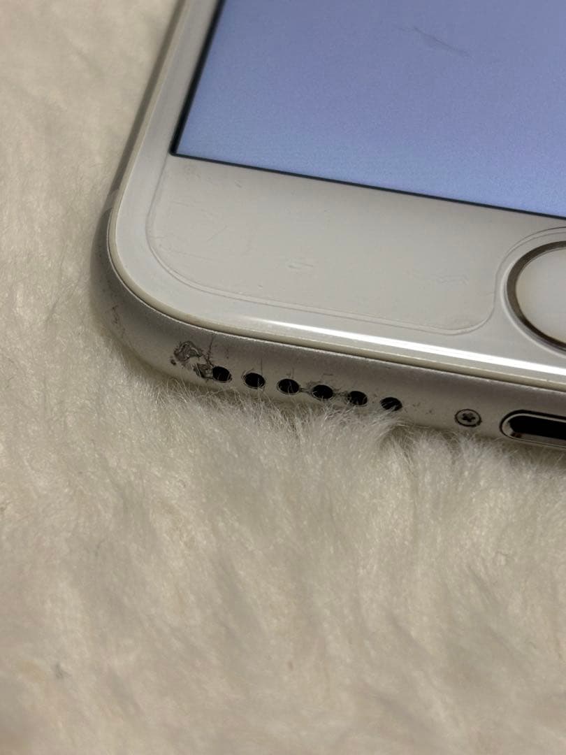 iPhone8 シルバー 64GB 本体のみ 初期化済み SIMフリー