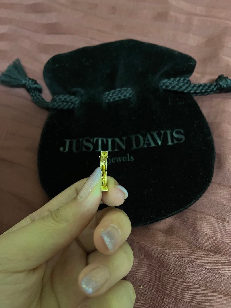 JUSTIN DAVIS ジャスティンデイビス サンクチュアリ ピアス ゴールド