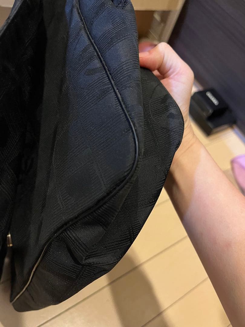 ほぼ未使用　CHANEL ニュートラベルライン　ショルダーバッグ　ブラック