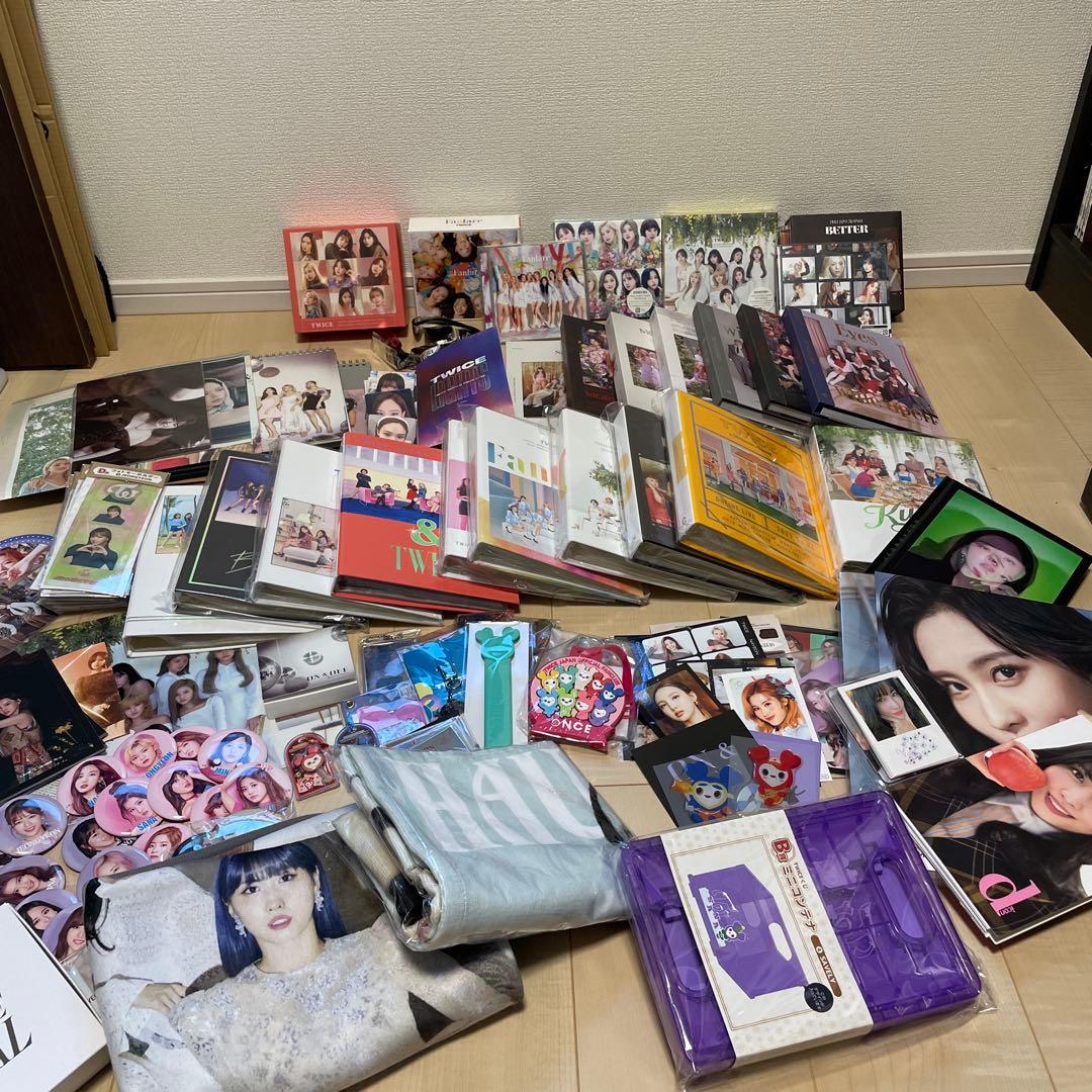 TWICEグッズ　まとめ売り