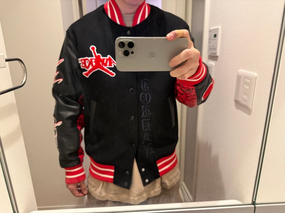 Jordan AwakeNY バーシティJacket S Redスタジャン