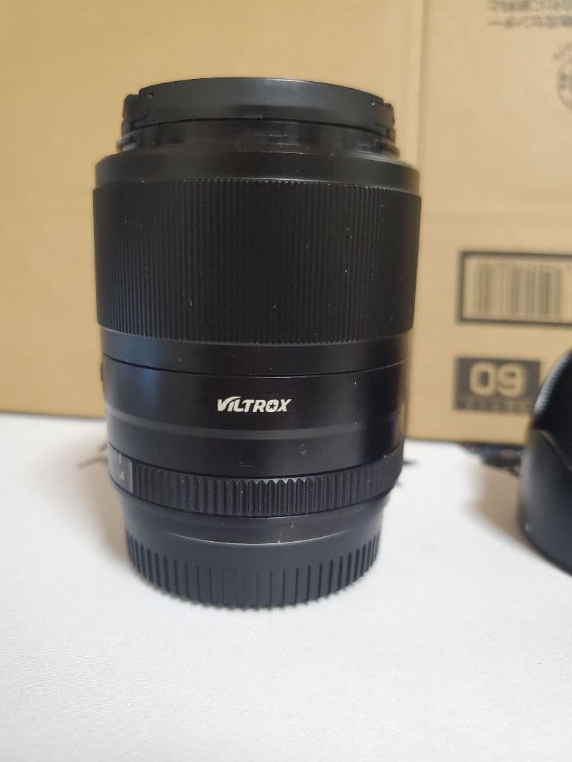 VILTROX AF 33mm F1.4 STM 短焦点レンズ 箱なし
