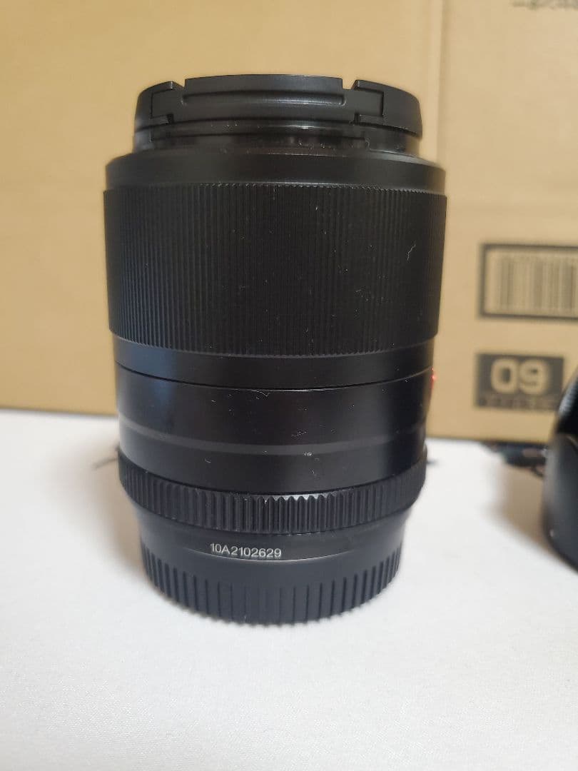 VILTROX AF 33mm F1.4 STM 短焦点レンズ 箱なし