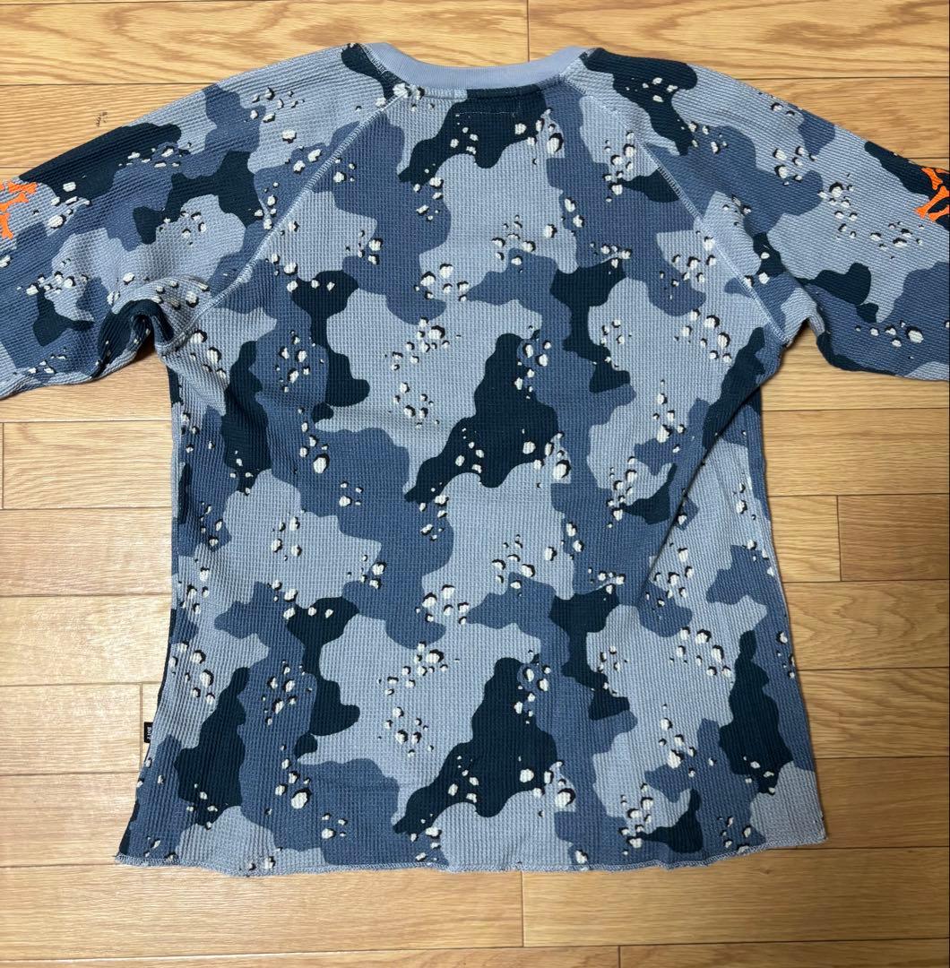 トップス Bott bones camo thermal