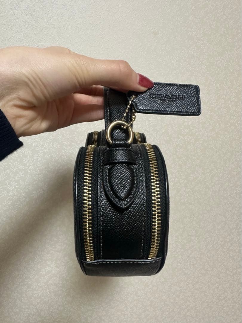 (最終値下げ) COACH ハート型ショルダーバッグ ブラック