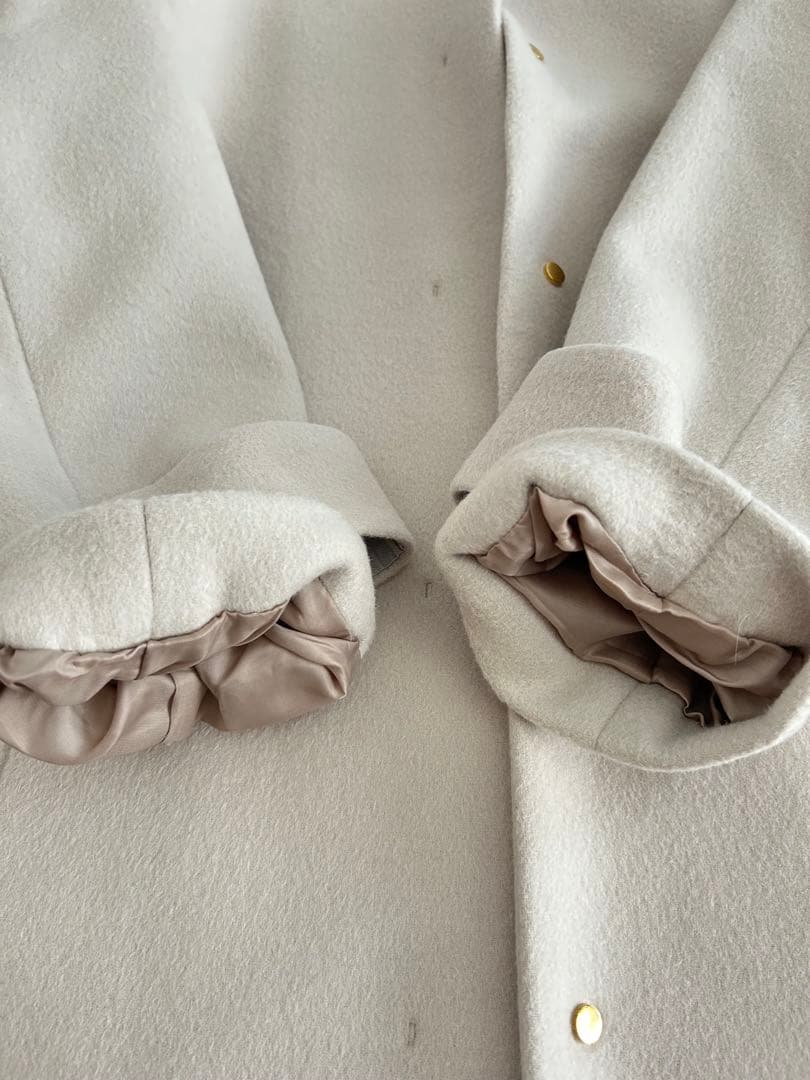 グリーンレーベルリラクシング　ショートビーバー　ノーカラーコート　ライトグレー