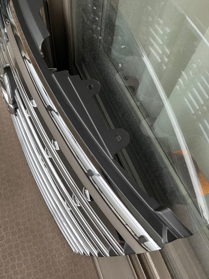 エルグランドE51 中期　純正グリル