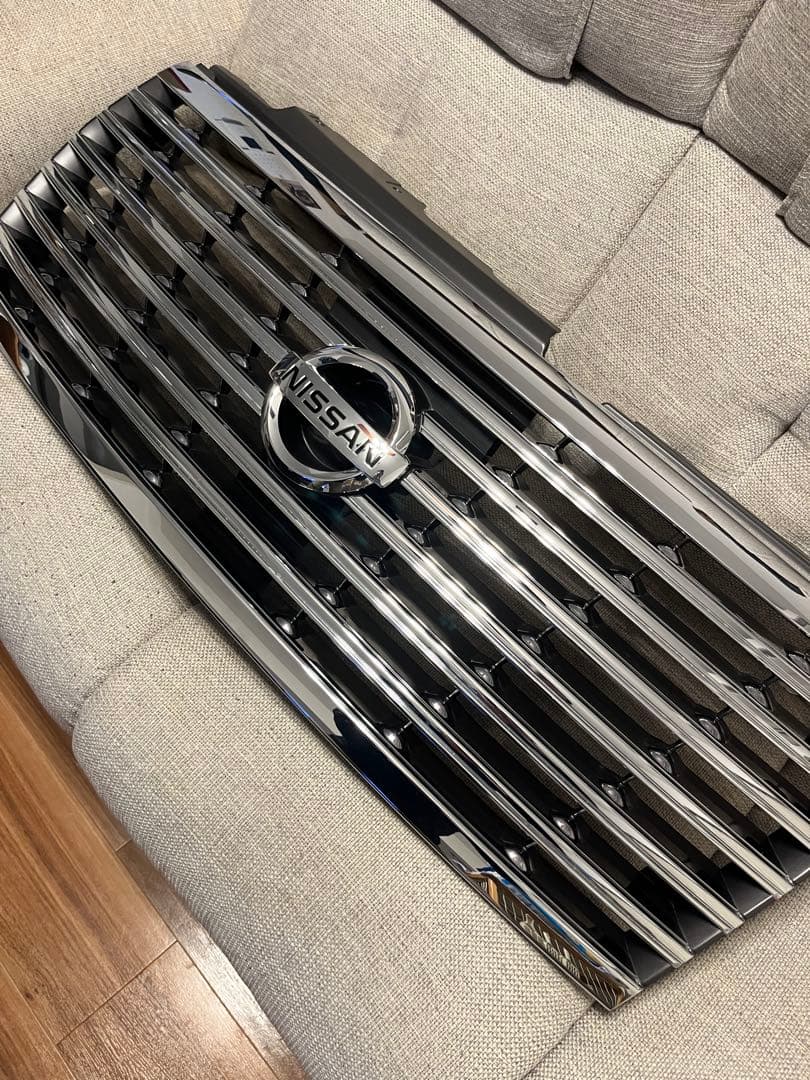 エルグランドE51 中期　純正グリル