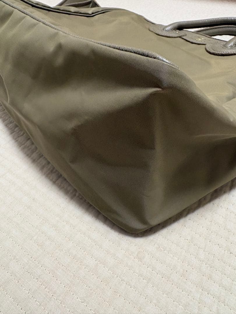 オリーブグリーン トートバッグ