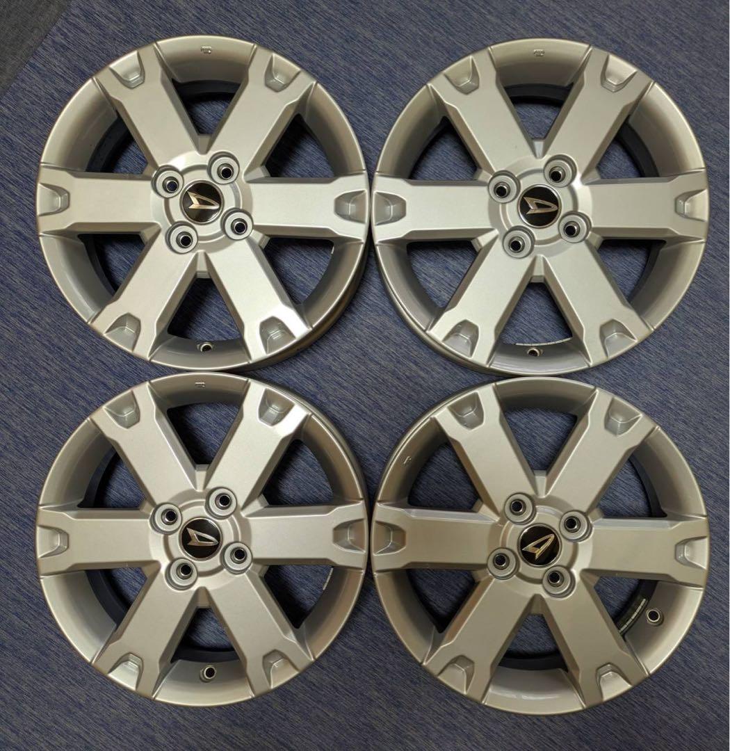 ダイハツ　タフト　アルミホイール4本セット