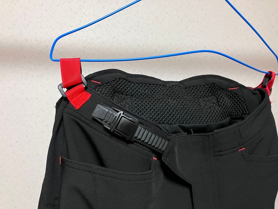 クシタニ　テーパードボトムズ