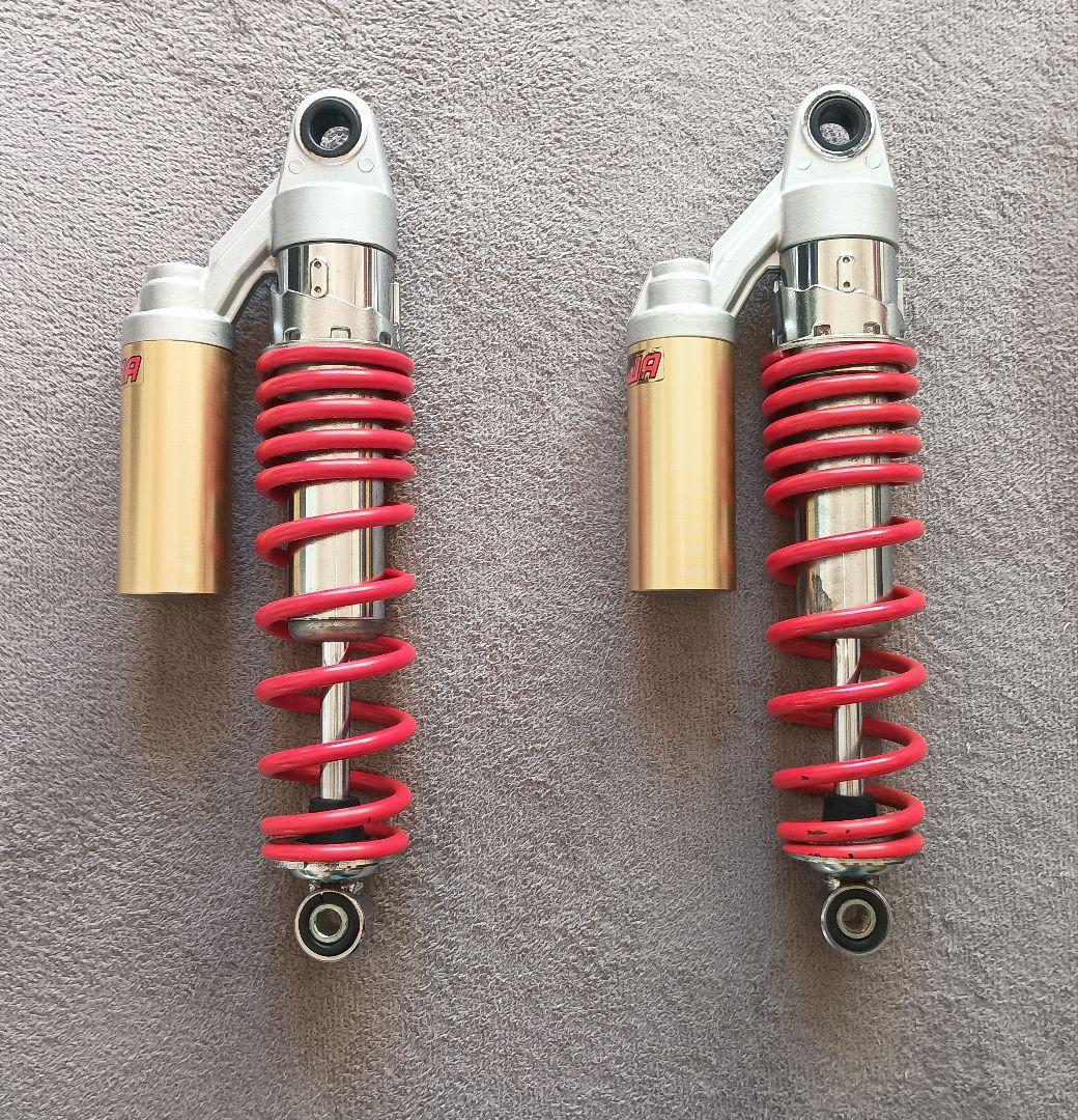 ショーワ　リアサスペンション　CB400sb　CB400sf　NC42