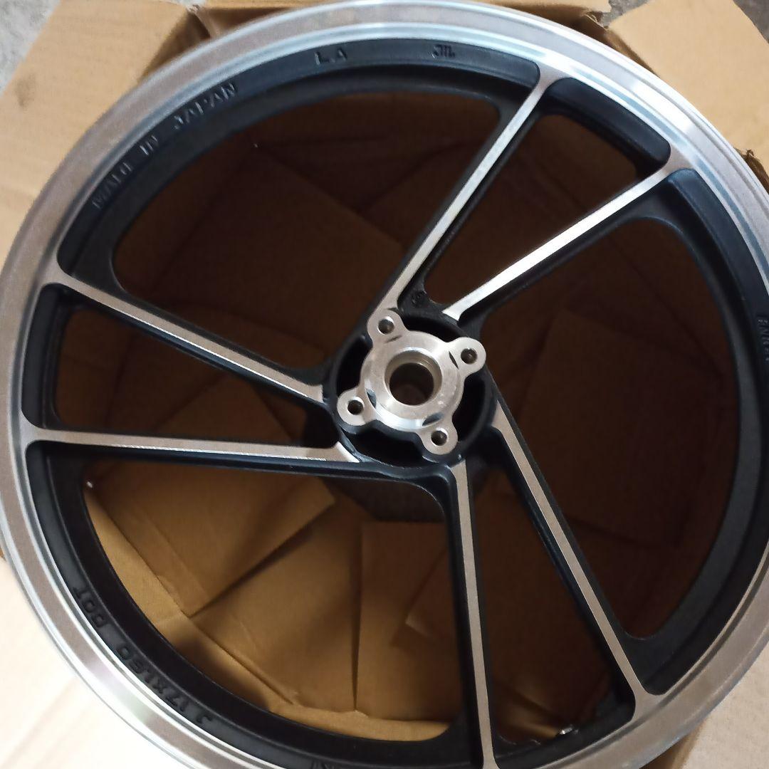 RG50ガンマ用のフロントホイール 新品未使用