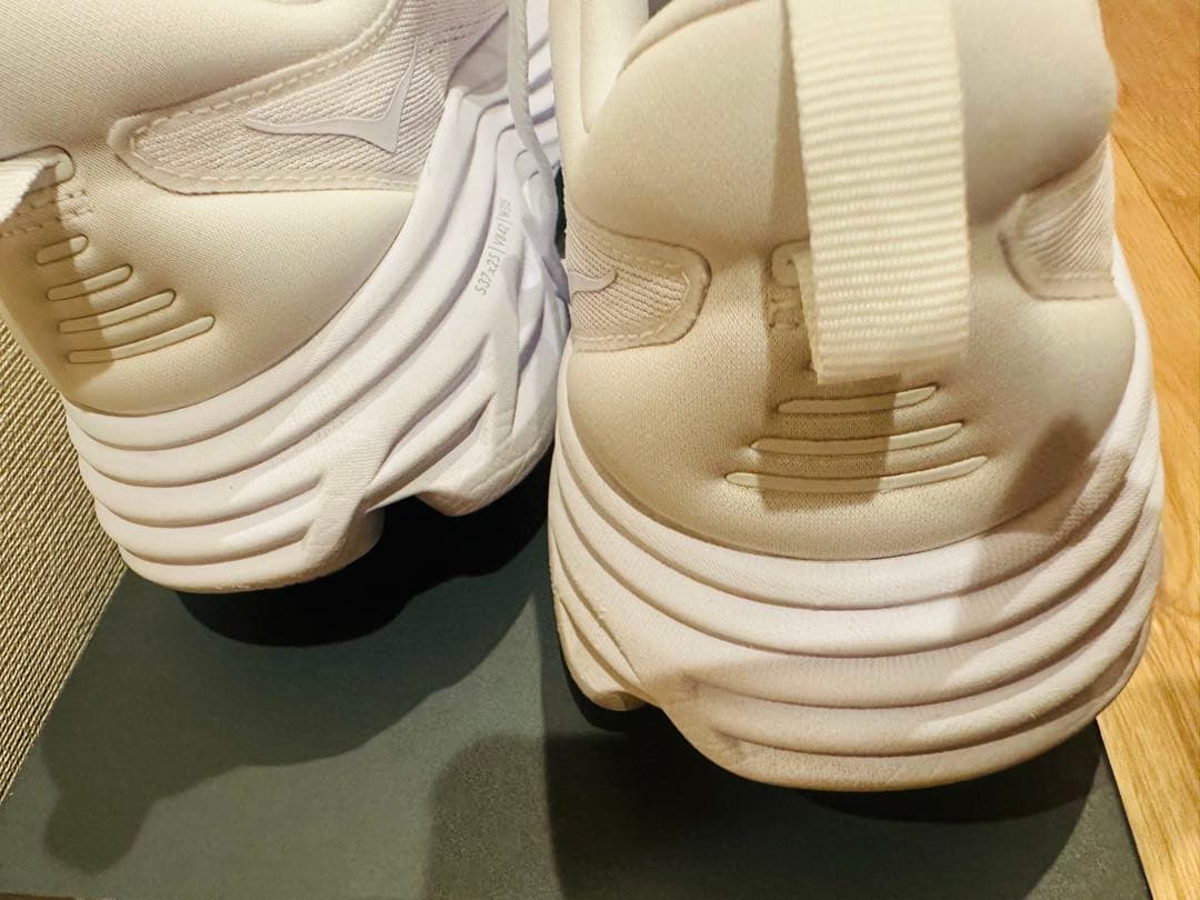 HOKA ホワイト シューズ(男性用)28.5