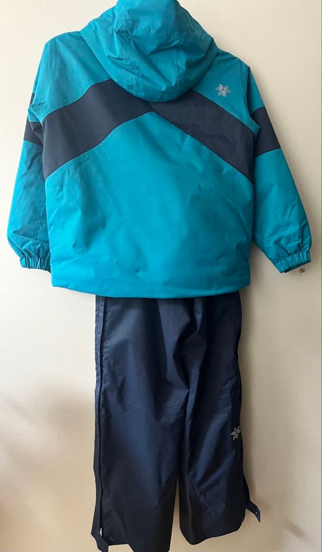 Goldwin 子ども用スキーウェア 140