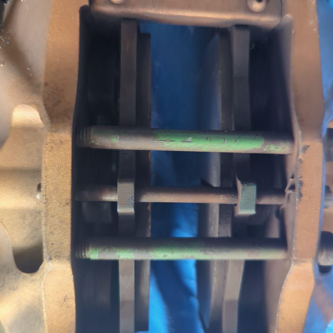 Project-μ＆Sessione 6P& 4Pブレーキキャリパー