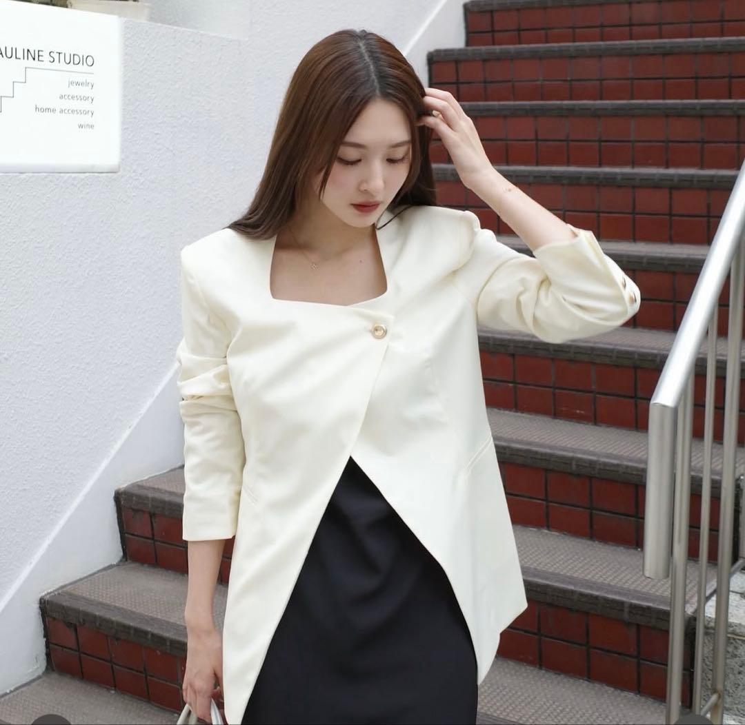 KUME//ONE BUTTON SQUARE-NECK JACKETジャケット