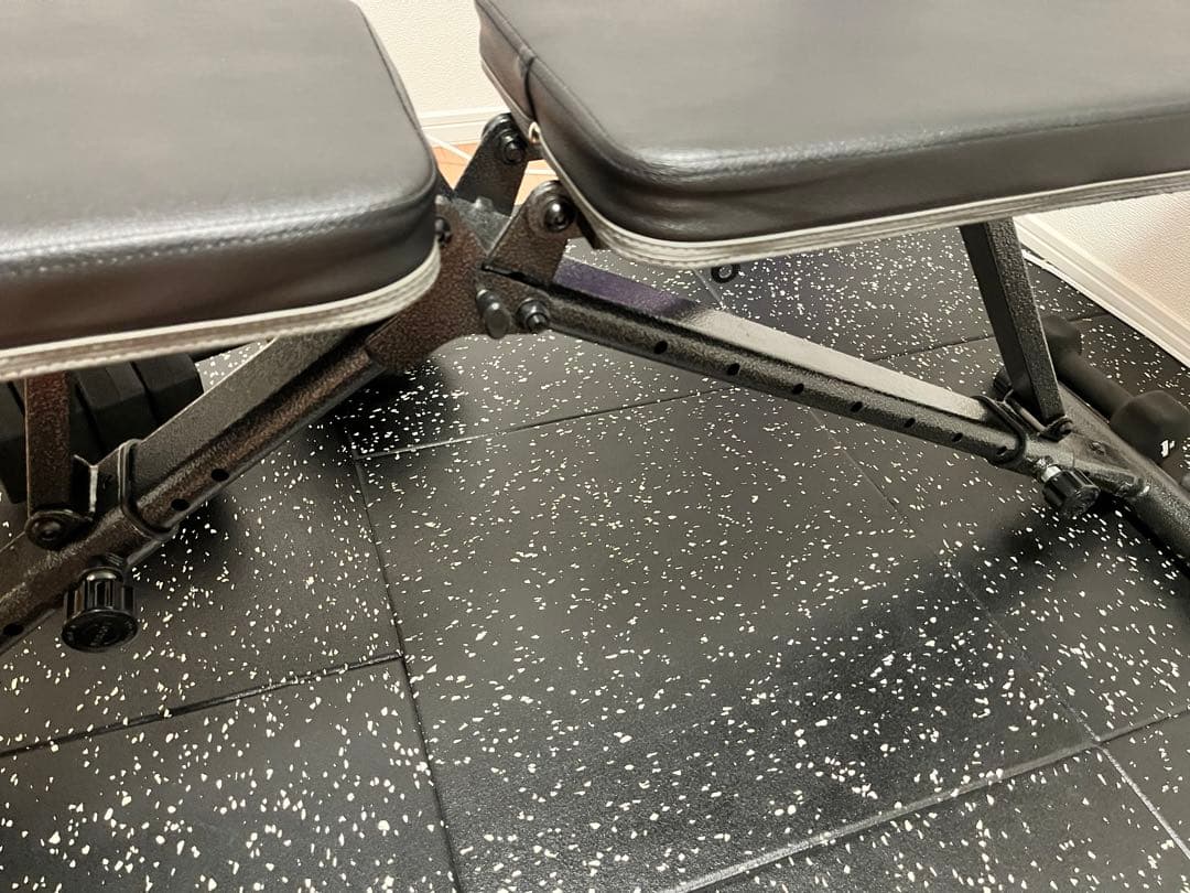 ベンチ、ダンベル、マット　セット