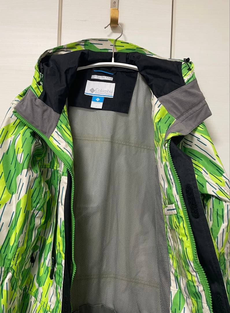 未使用Columbia Orni-Tech 防水ジャケット L グリーン