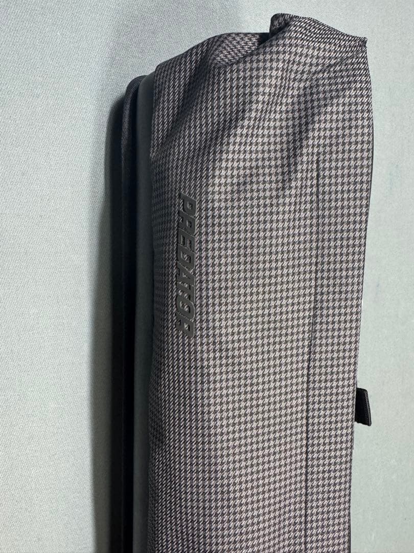 キューケース プレデター URBAIN 2x4