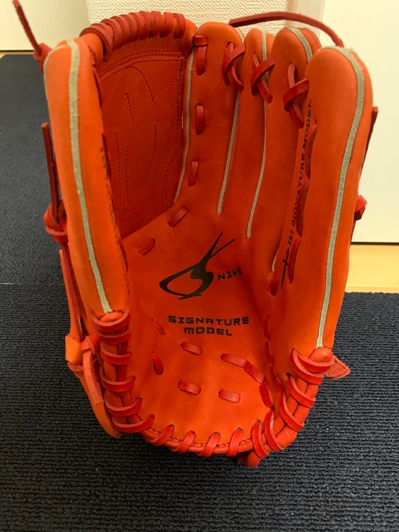 ⭐︎未使用⭐︎ NIKE 岩隈久志モデル　軟式用グローブ