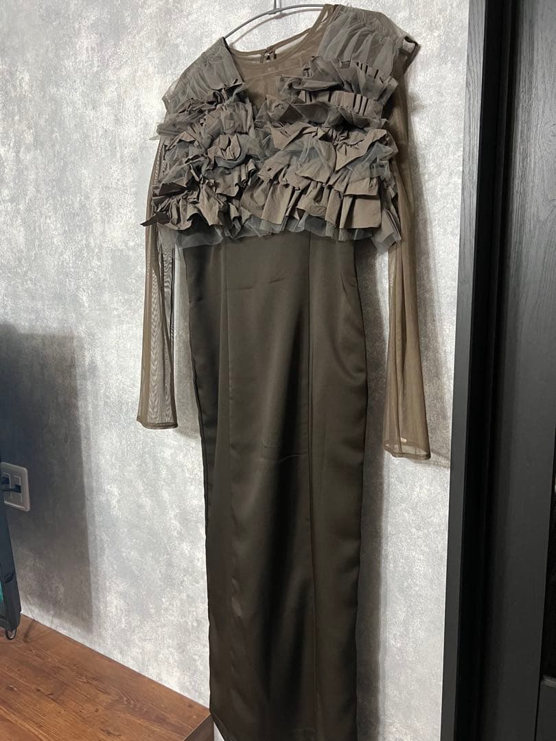 ＊美品＊ボリュームフリルベスト シアートップス キャミワンピ レイヤードドレス