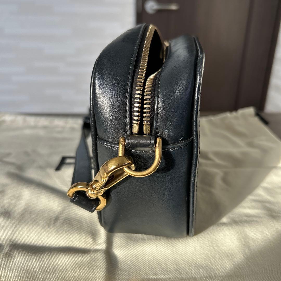 Fendi FFロゴ ショルダーバッグ