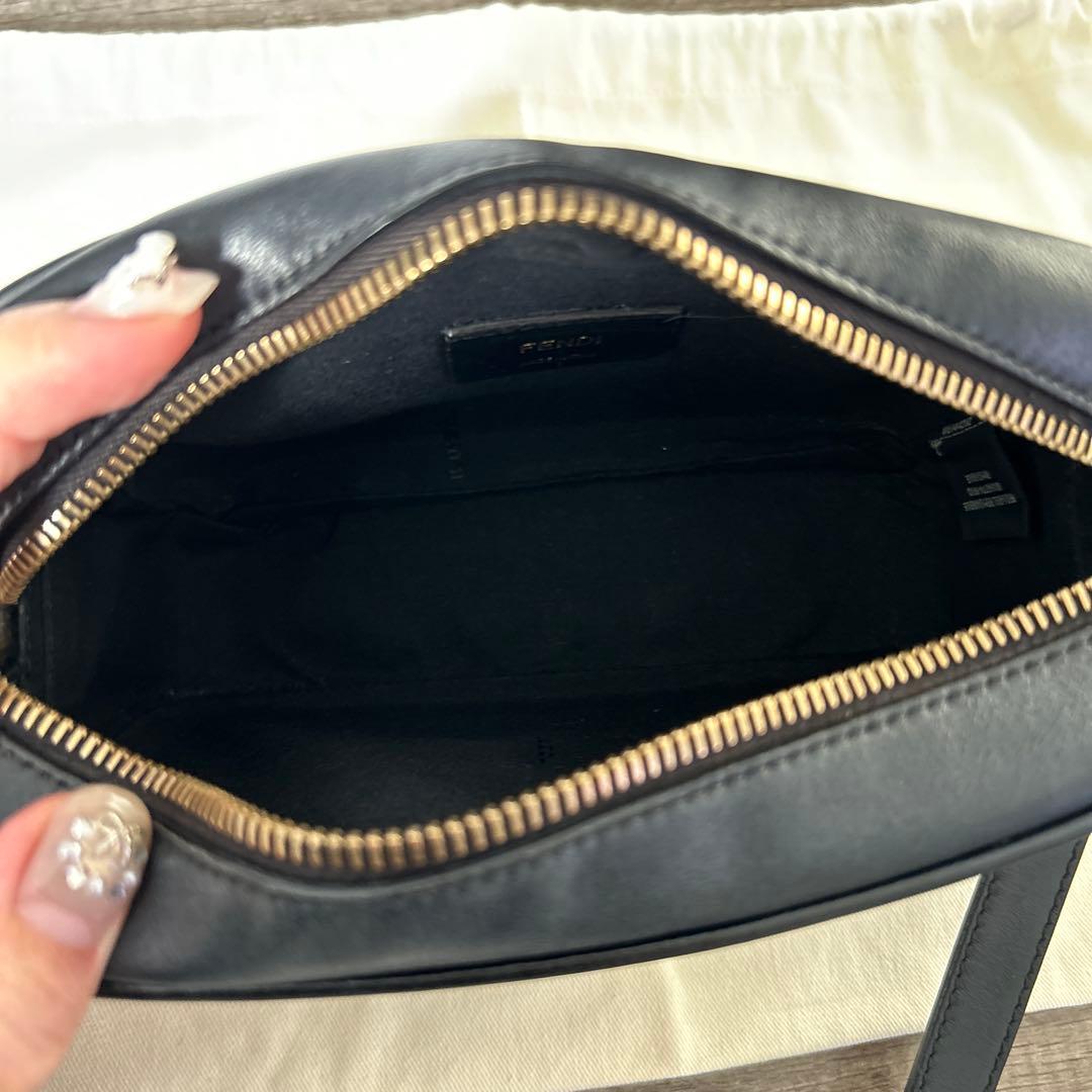 Fendi FFロゴ ショルダーバッグ