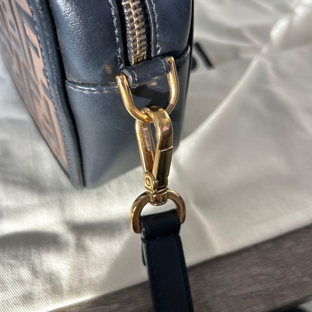 Fendi FFロゴ ショルダーバッグ