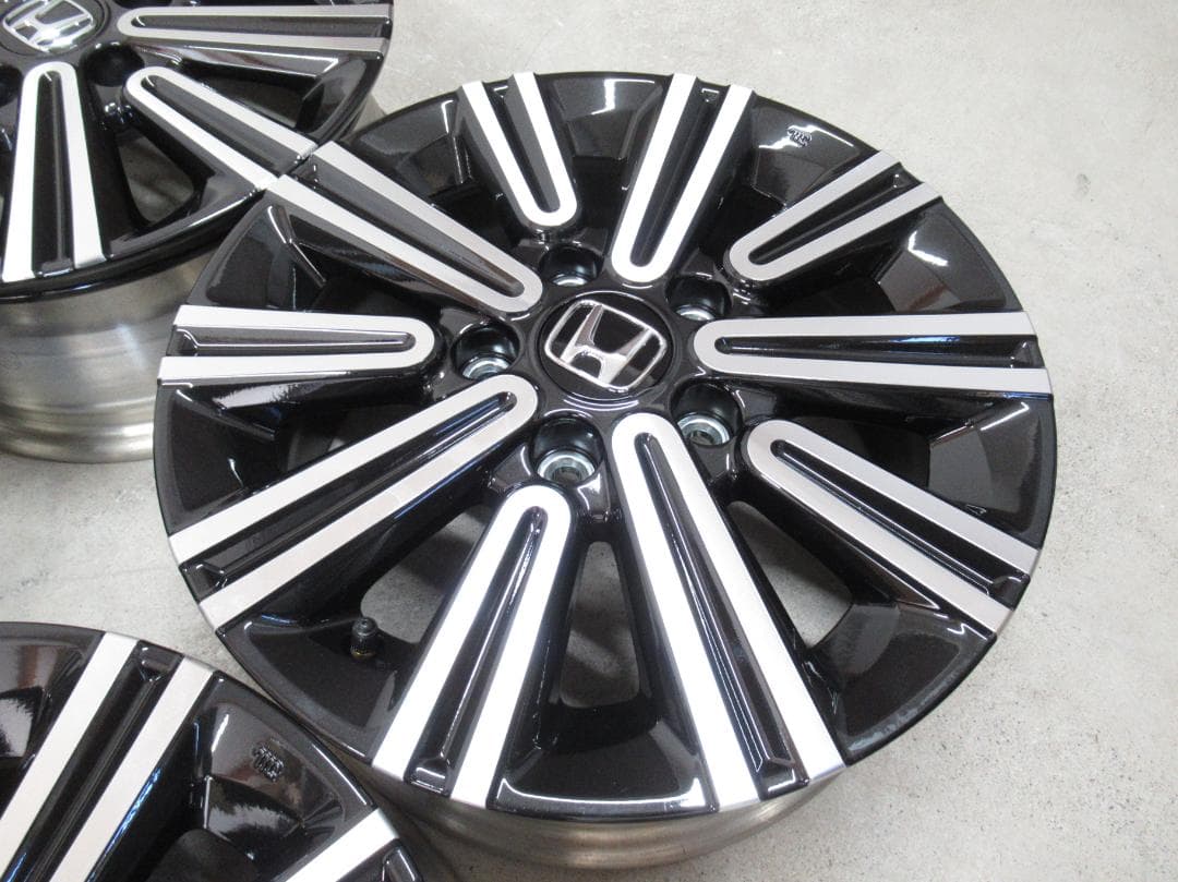 GT フリード 純正 アルミホイール　6J　+50　PCD 114.3　ホンダ