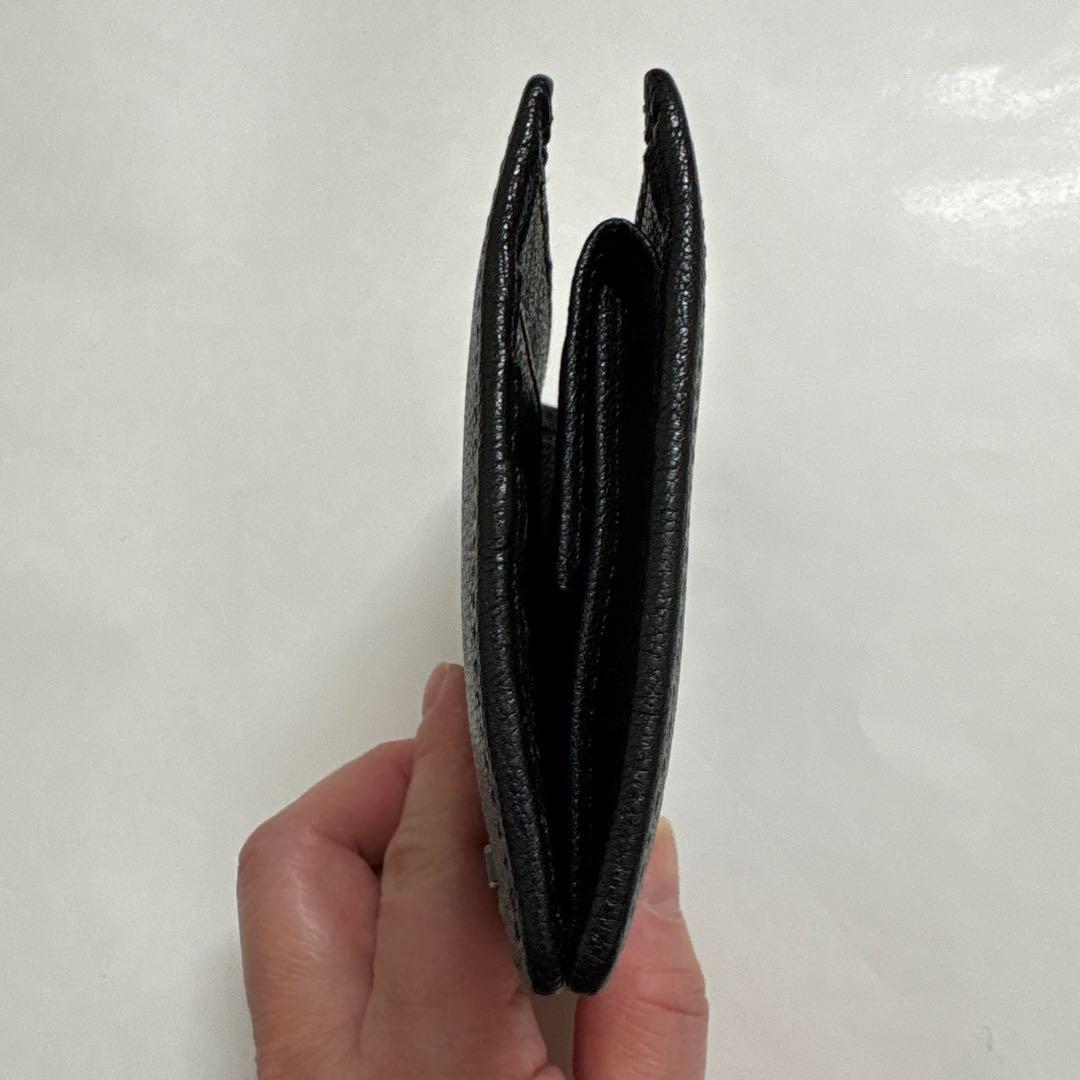 DIESEL ディーゼル　二つ折り財布　ブラック黒　美品