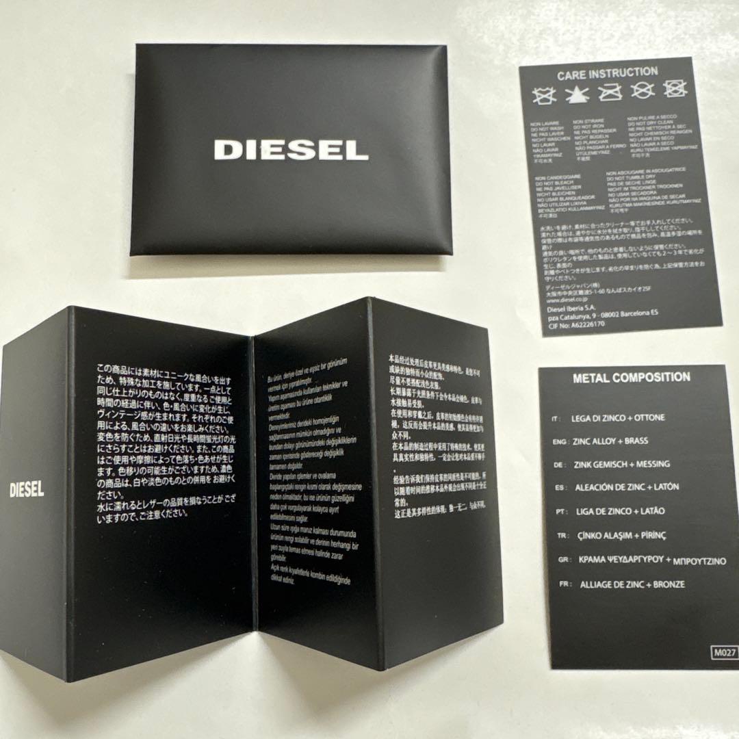 DIESEL ディーゼル　二つ折り財布　ブラック黒　美品
