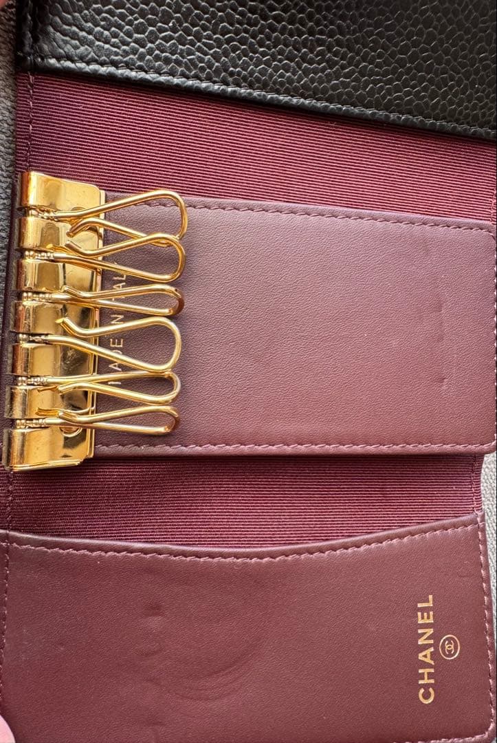 CHANEL マトラッセキーケース キャビアスキン6連