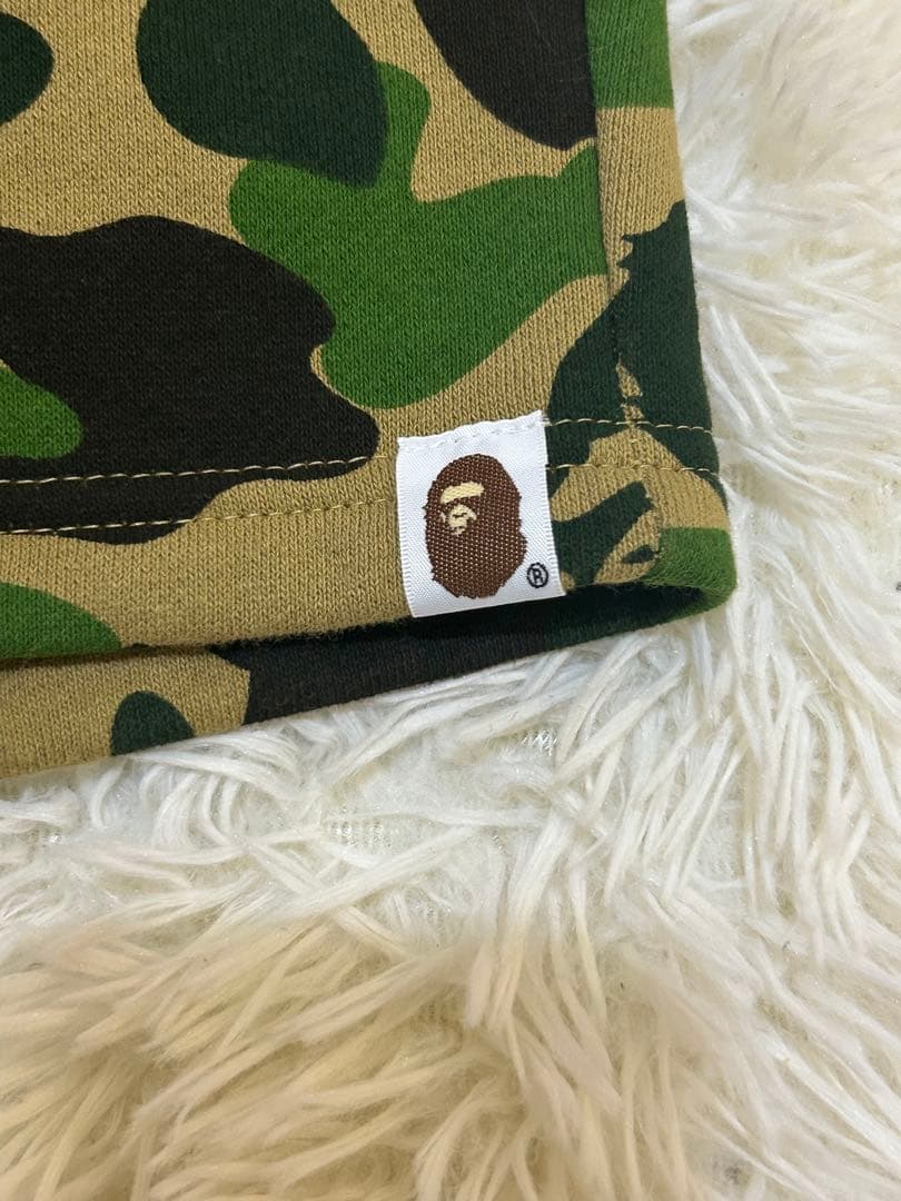 BAPE シャーク ショーツ 迷彩 Mサイズ A BATHING APE