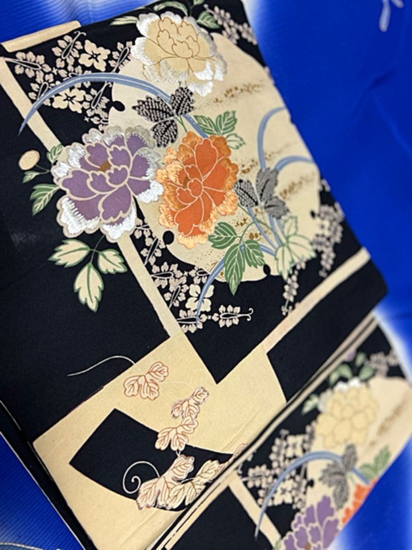 3539◆アンティーク着物正絹絽時代物振袖藍色に白ぼかし染め美しい扇面牡丹　逸品