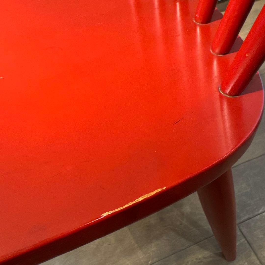 赤い木製チェア　【在庫処分価格】