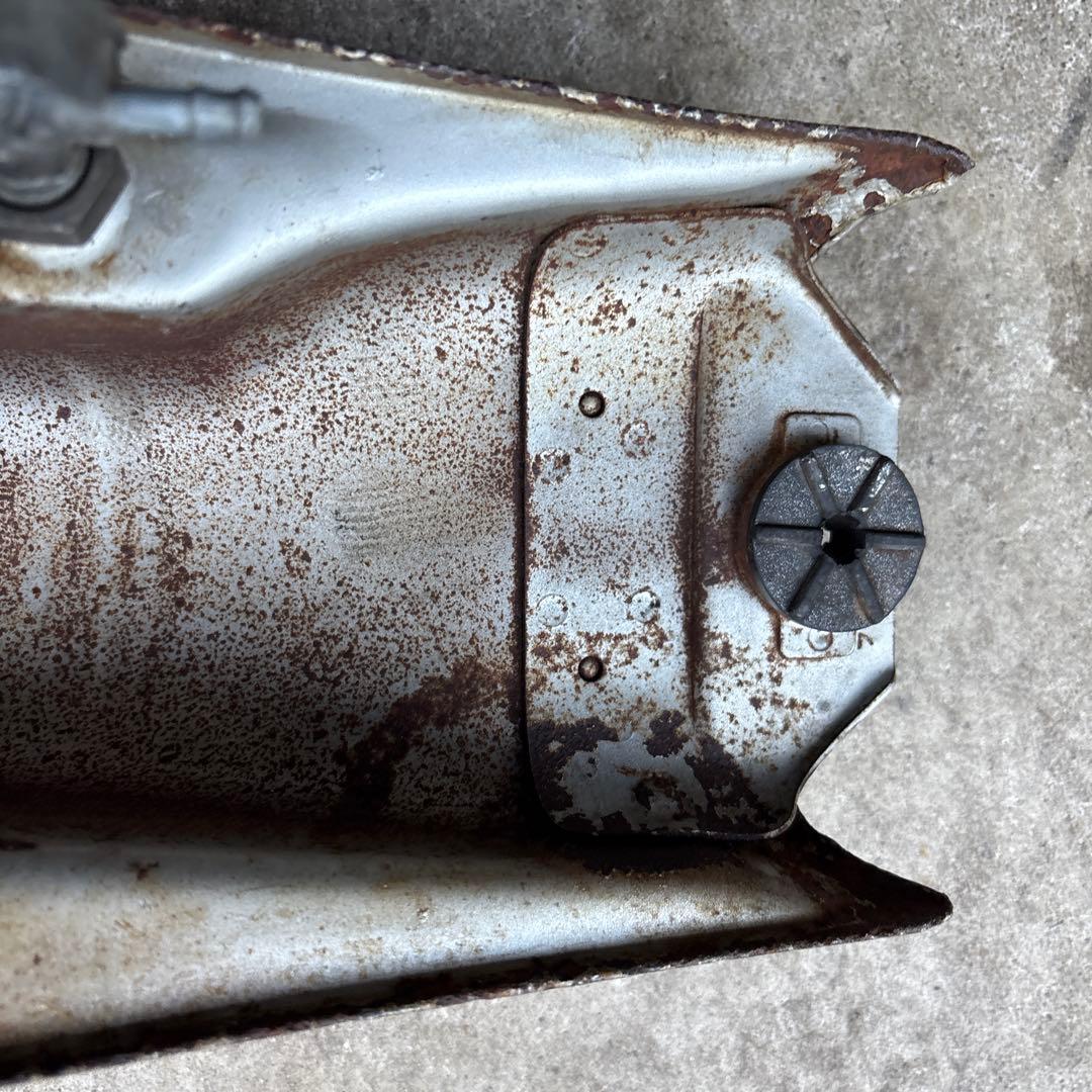 HONDA イーハートーブ ガソリンタンク シルバー/ブルー