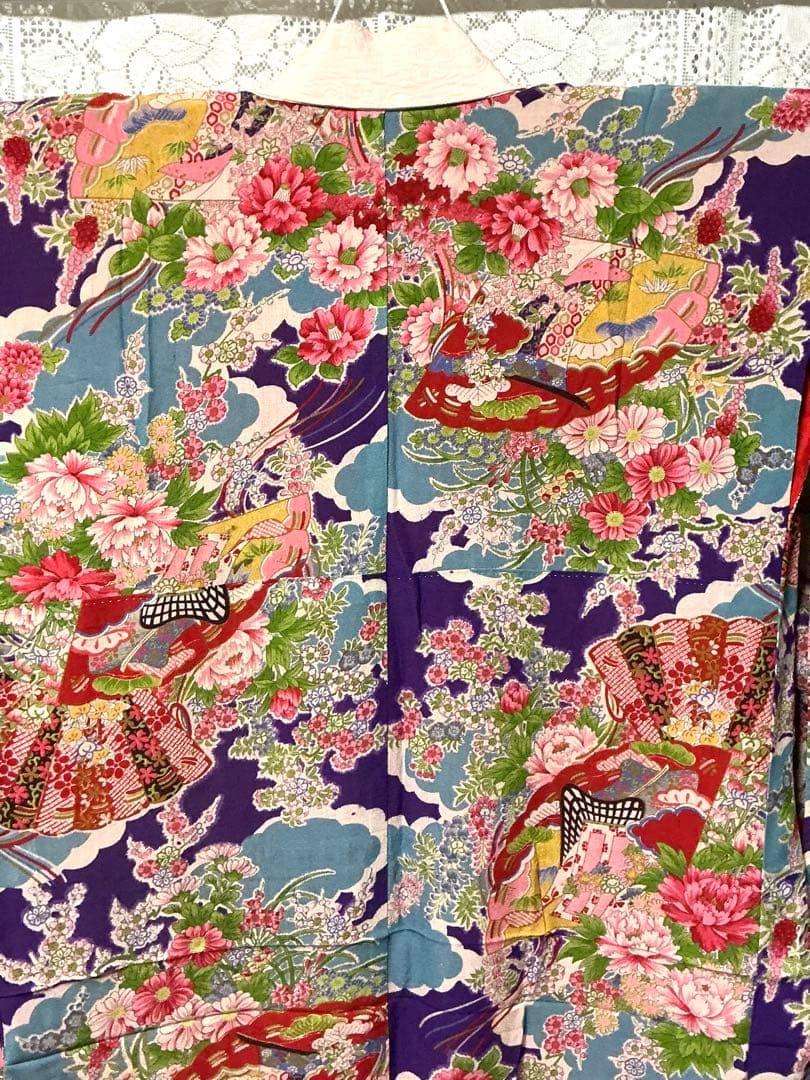 【アンティーク・大正ロマン】鮮やかな総柄の長襦袢　正絹　希少　A511