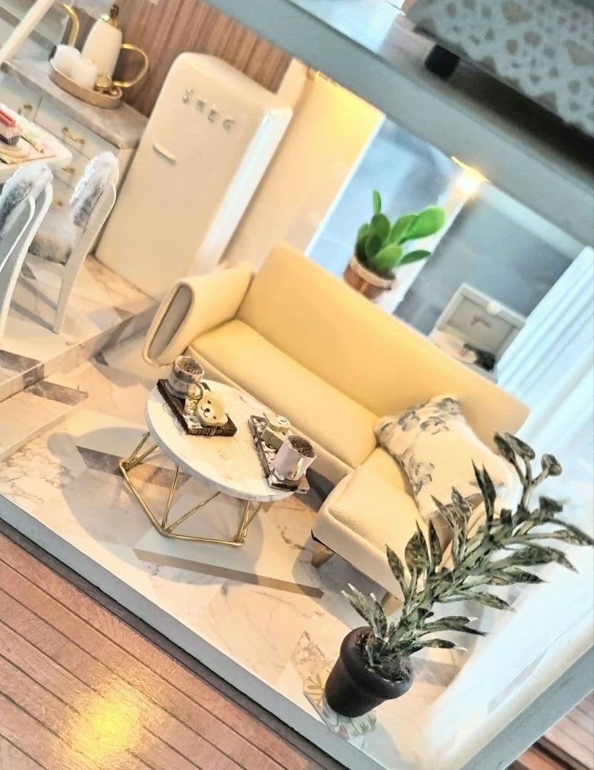 *完成品*ドールハウス 360度型 3階建て 屋上 プール オルゴール カバー付