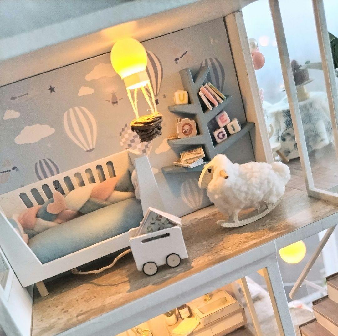 *完成品*ドールハウス 360度型 3階建て 屋上 プール オルゴール カバー付