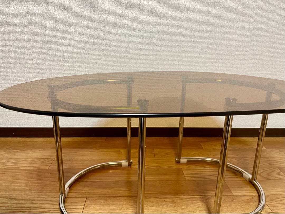 ガラステーブル　ローテーブル