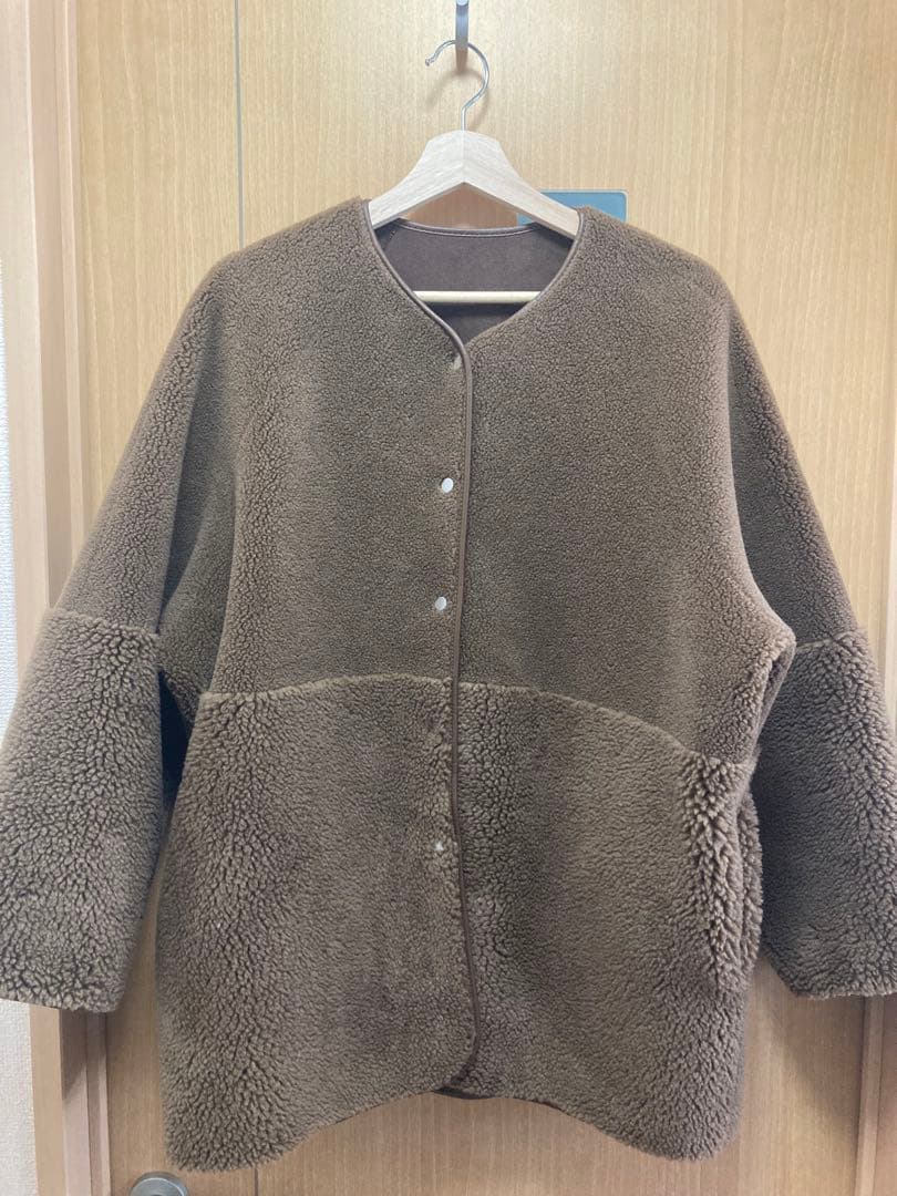《美品》ビューティーアンドユース ボアフェイクムートン リバーシブルジャケット
