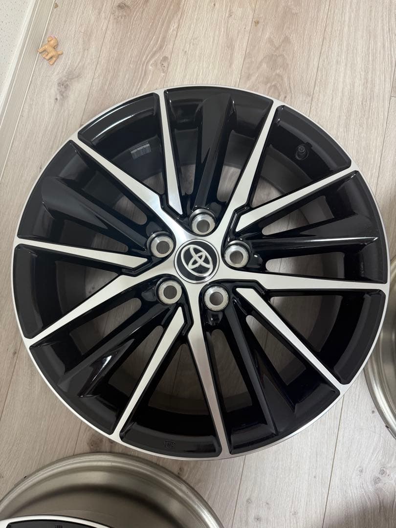 期間限定値下げ70系後期型 カムリ wsレザーパッケージ 純正ホイール